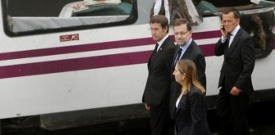 Rajoy visita a las víctimas del accidente del tren en Santiago
