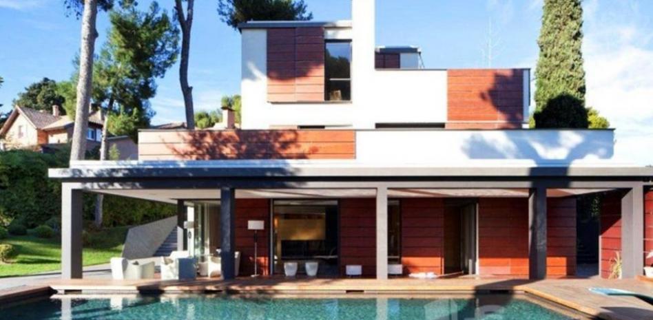 Hacienda dice que los duques de Palma gastaron 436.703 euros de Aizoon en su casa de Pedralbes