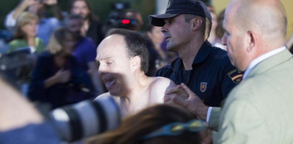 Doña Sofía acompaña al Rey