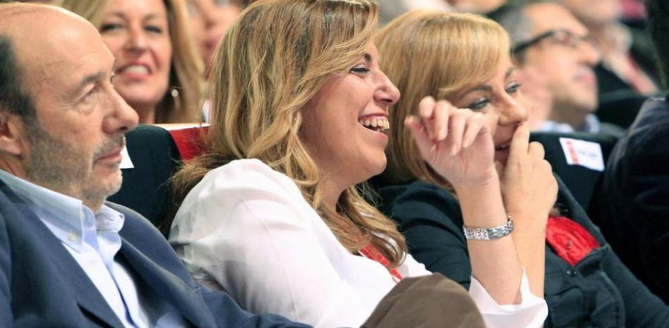 Susana Díaz llama al PSOE y al PSC a defender la unidad de España