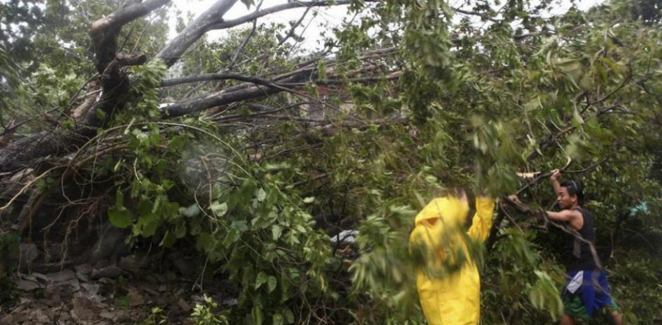 El papa Francisco muestra su cercanía a los filipinos golpeados por tifón