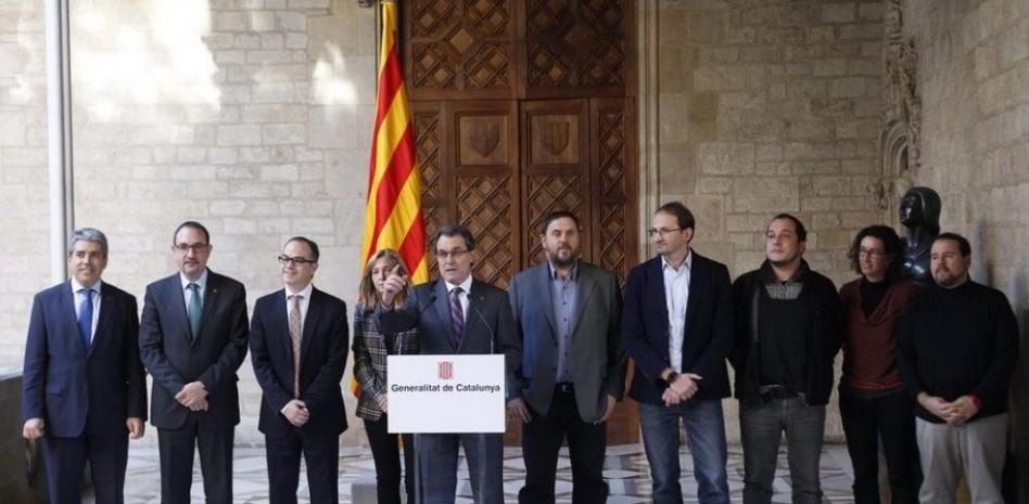 Mas anuncia la pregunta de la consulta: '¿Quiere que Catalunya sea un Estado?' Y si es así, ¿independiente?