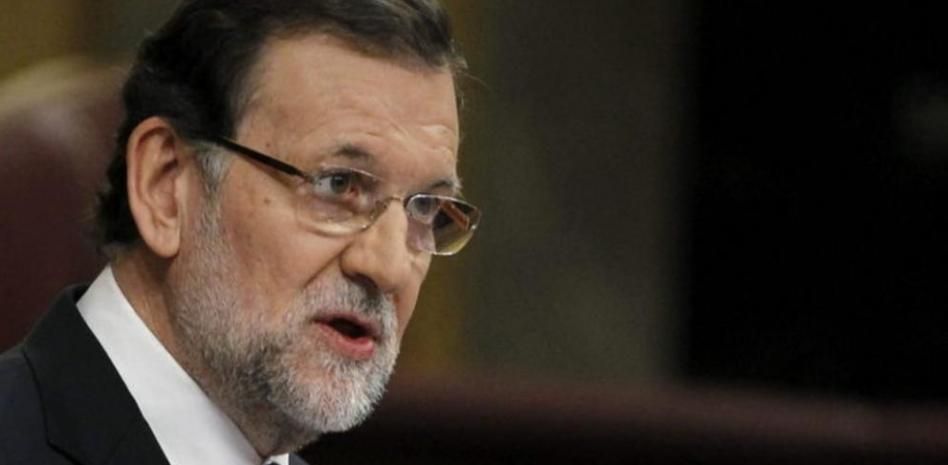 Rajoy rechaza la consulta pero se abre a "dialogar" y recuerda que la Constitución "puede reformarse"