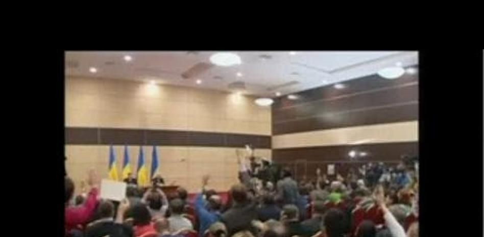 Yanukóvich: "Soy el presidente legítimo de Ucrania"