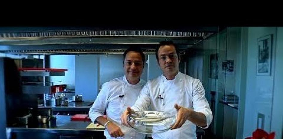 La receta: Gelatina de gallina, romero y flores