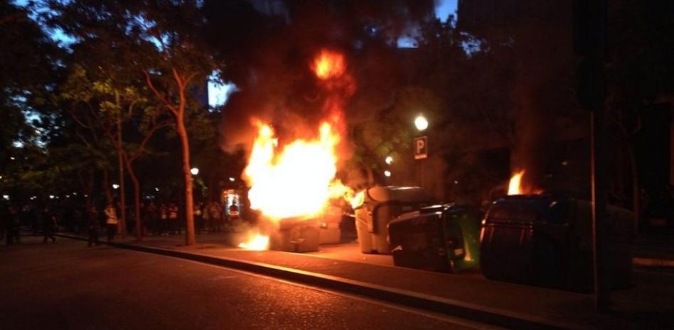 Segunda jornada de reconstrucción en Can Vies