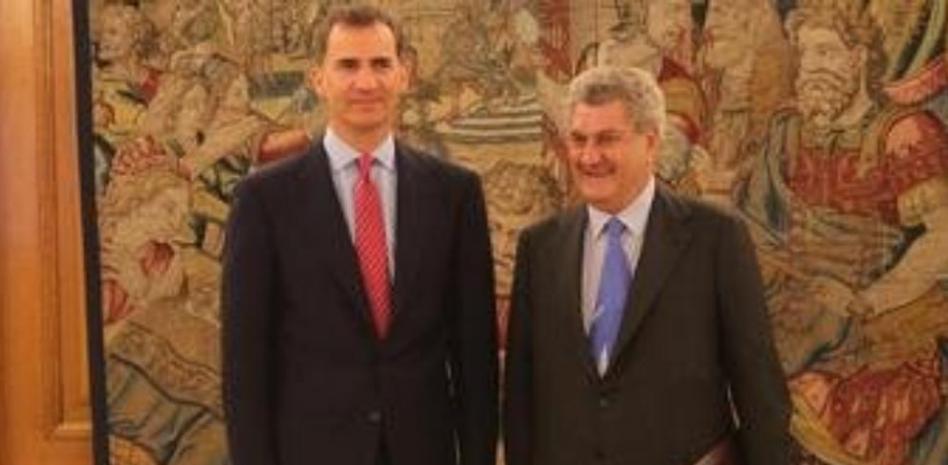 Felipe VI recibe en audiencia a los representantes de los poderes legislativo y judicial