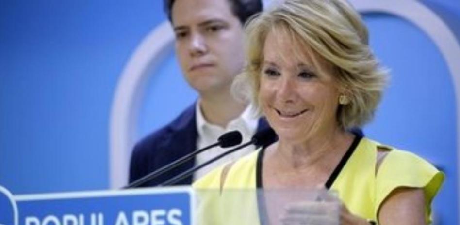Aguirre bromea sobre los candidatos del PSOE: Uno es "guapísimo"