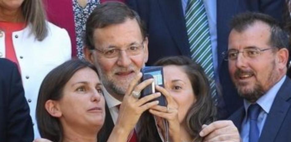 Rajoy apela a la unidad por la Diada: "Un andaluz puede vivir con un corazón de catalán"