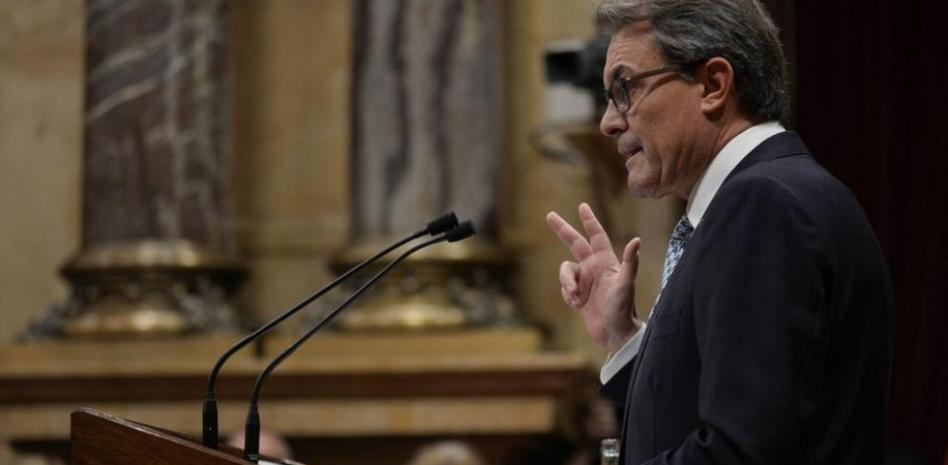 Mas abre la puerta a avanzar elecciones si no hay consulta el 9-N con plenas garantías democráticas