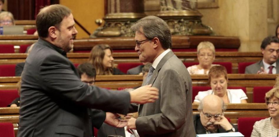 Junqueras ofrece a Mas la entrada de ERC en el Govern para blindar la consulta