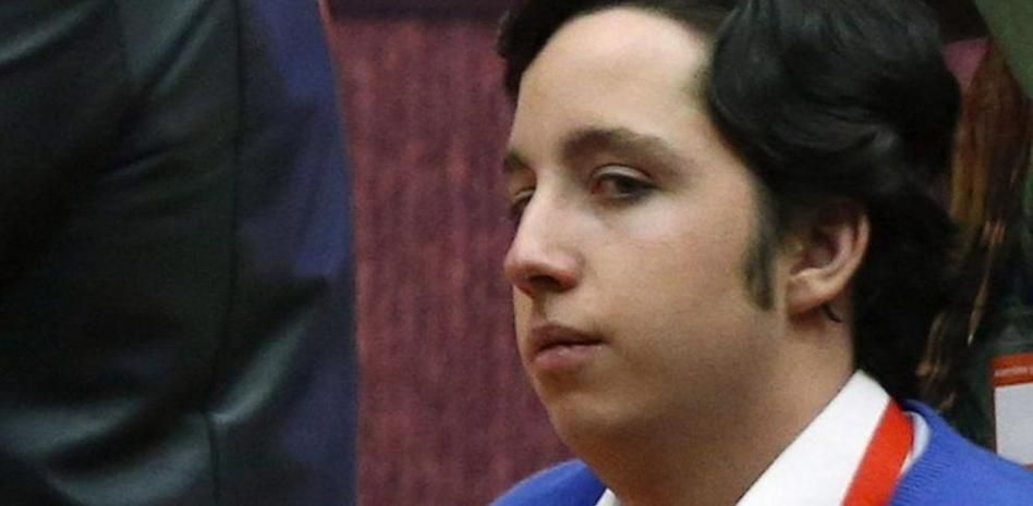 La increíble doble vida del joven Nicolás