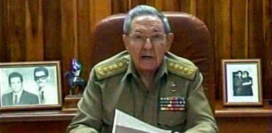 Raúl Castro: "El bloqueo que provoca enormes daños a nuestro país debe cesar"