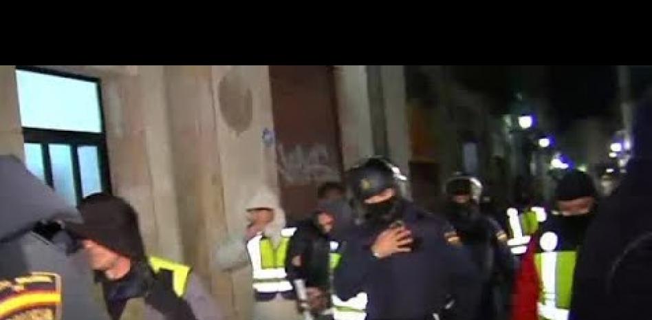 La policía activa un protocolo con medidas para identificar a "sospechosos árabes"