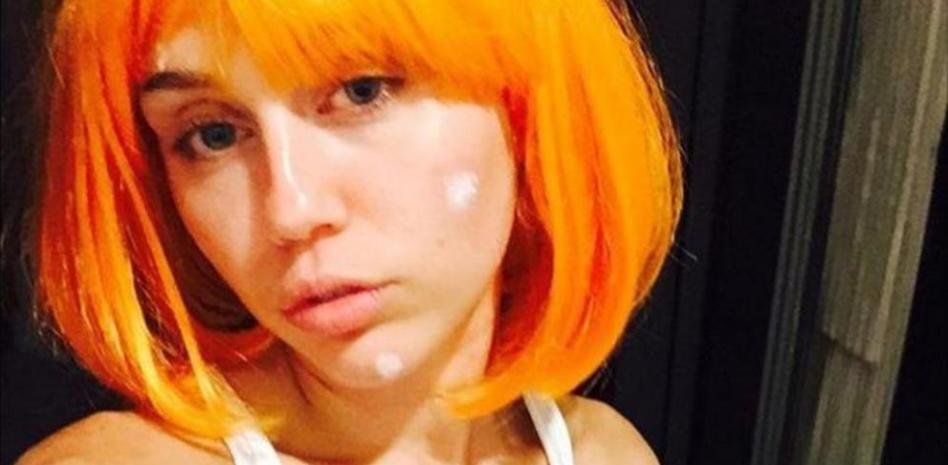 Miley Cyrus burla a Instagram y enseña un pezón
