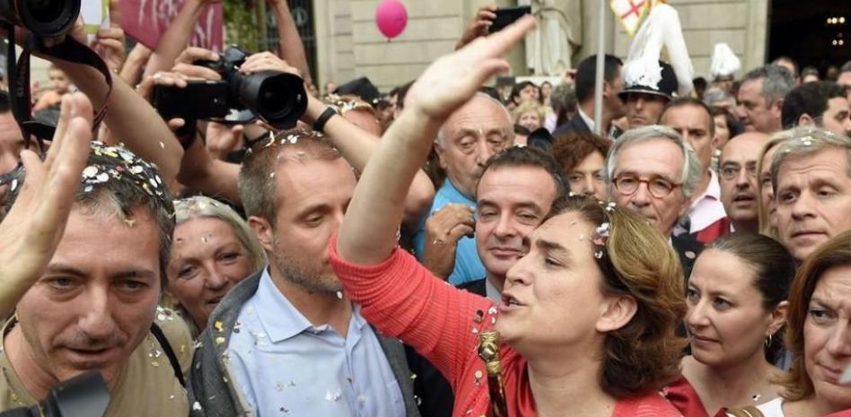 Pisarello responde a CiU que la investidura de Colau salió más barata que la de Trias