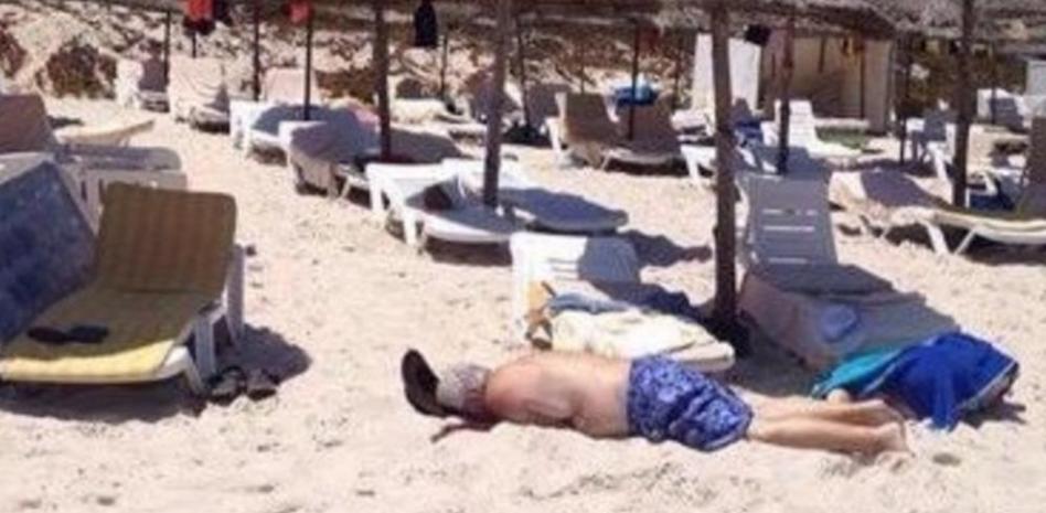 Un ataque a dos hoteles en Túnez, uno español, deja 37 muertos