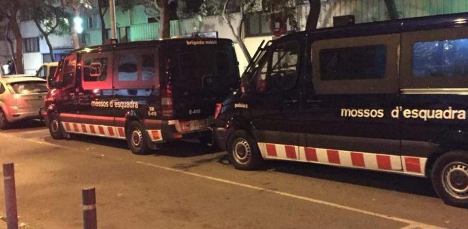 Macrorredada de los Mossos contra dos clanes de la droga 