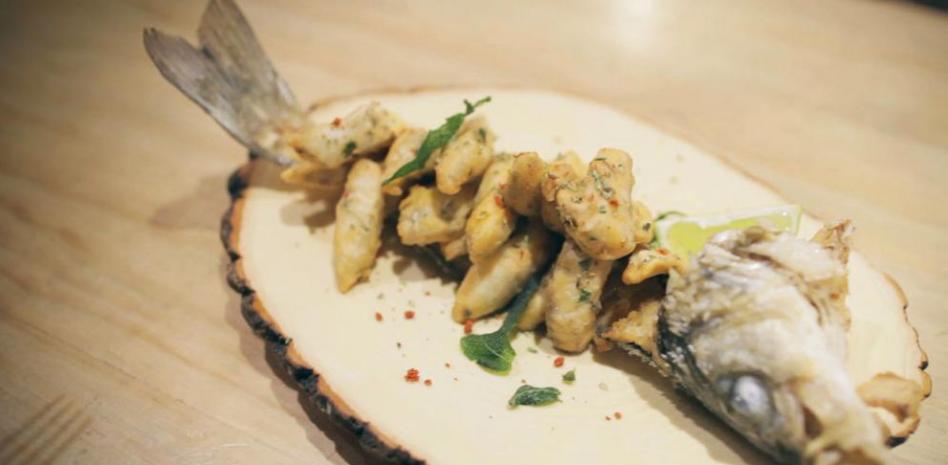 Por qué deberíamos adobar la lubina antes de freírla en aceite