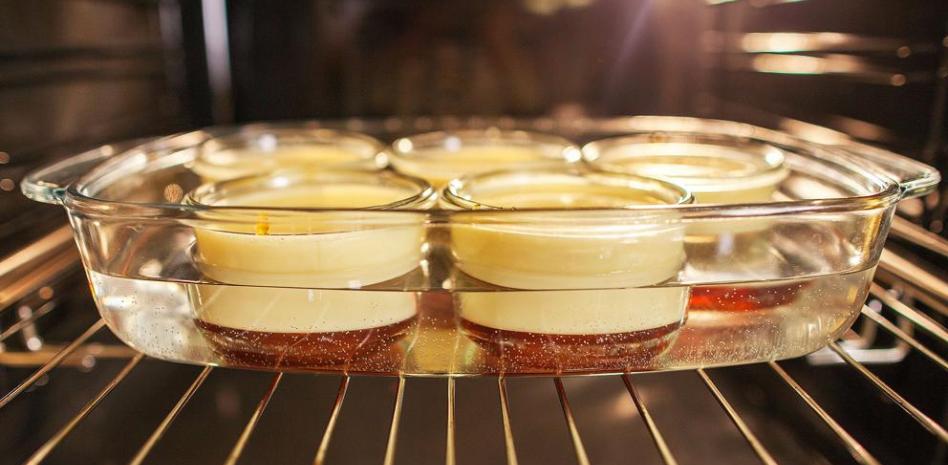 Cómo se hace el baño María: trucos y consejos para horno y fuego