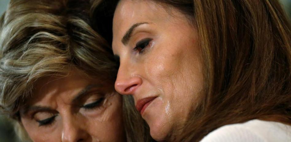 Una emocionada instructora de yoga, la décima mujer que acusa a Donald Trump de acoso sexual