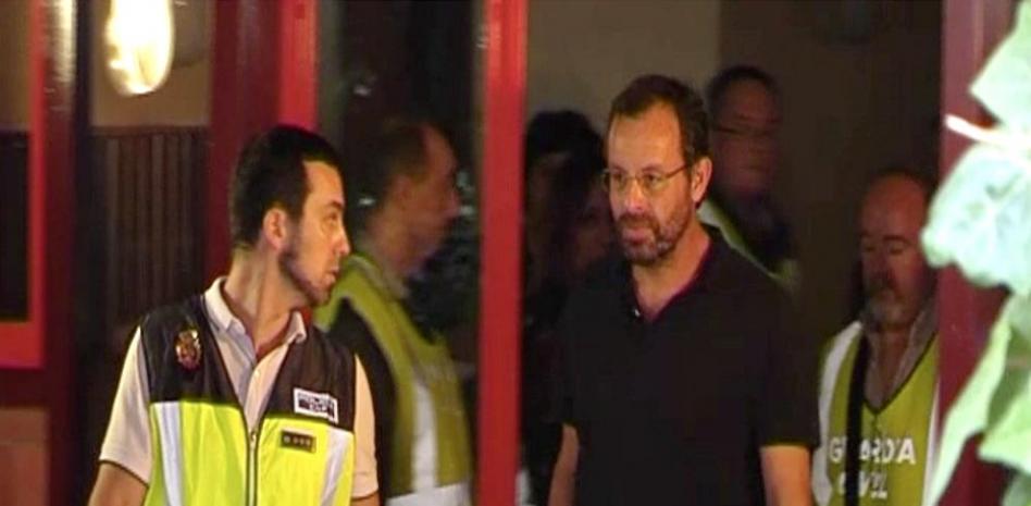 Sandro Rosell niega todas las acusaciones ante la Guardia Civil