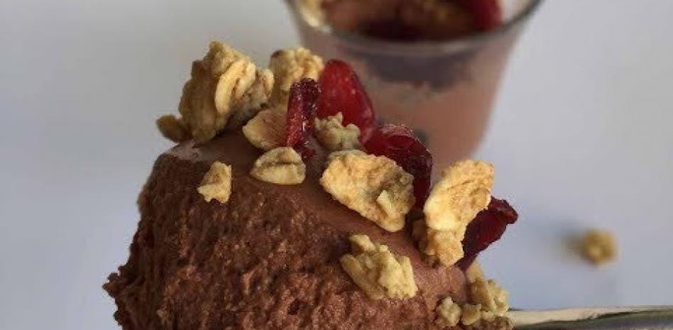 Cómo hacer una rica mousse de chocolate