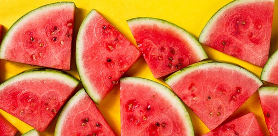 Las propiedades que no conoces de la sandía, la fruta de temporada