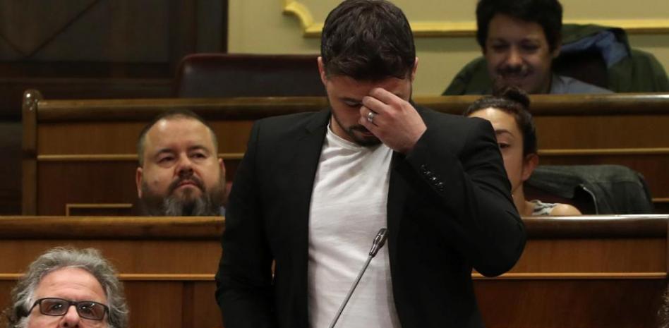 Rufián replica a los barones del PSOE que en ERC también tienen reservas de votar con ellos