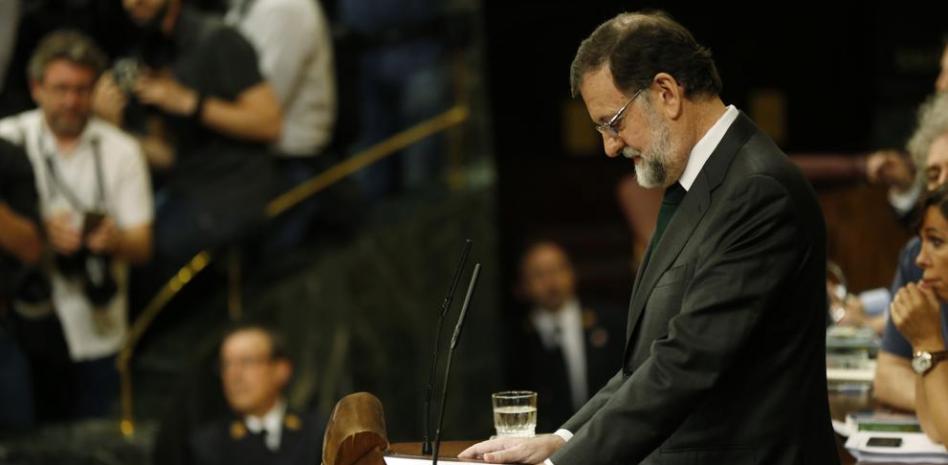 Rajoy, el primero en felicitar a Sánchez tras un duro discurso de Hernando