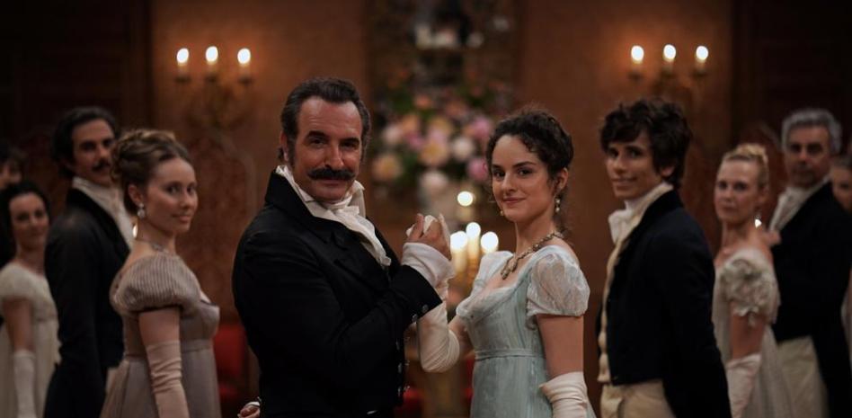 Jean Dujardin es un héroe de guerra en ‘Un seductor a la francesa’