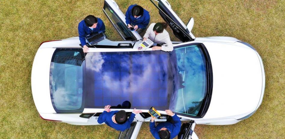 Hyundai instalará placas solares en sus coches a partir de 2019