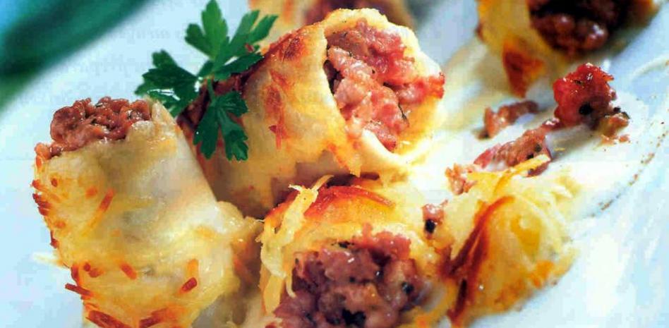 Así se preparan los canelones caseros de San Esteban