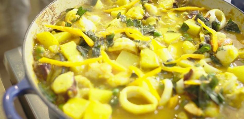 El Cau cau de marisco de Gastón Acurio, un guiso peruano para el invierno