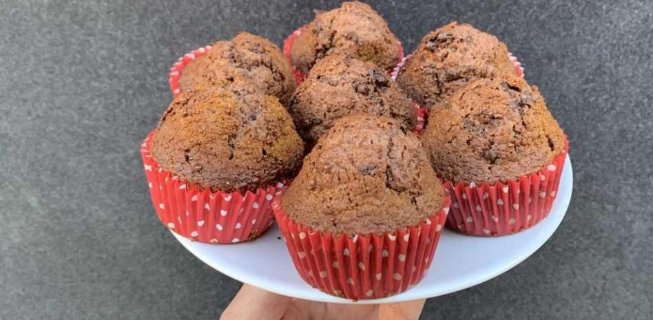 Prepara estas deliciosas esponjas de cacao en tiempo récord