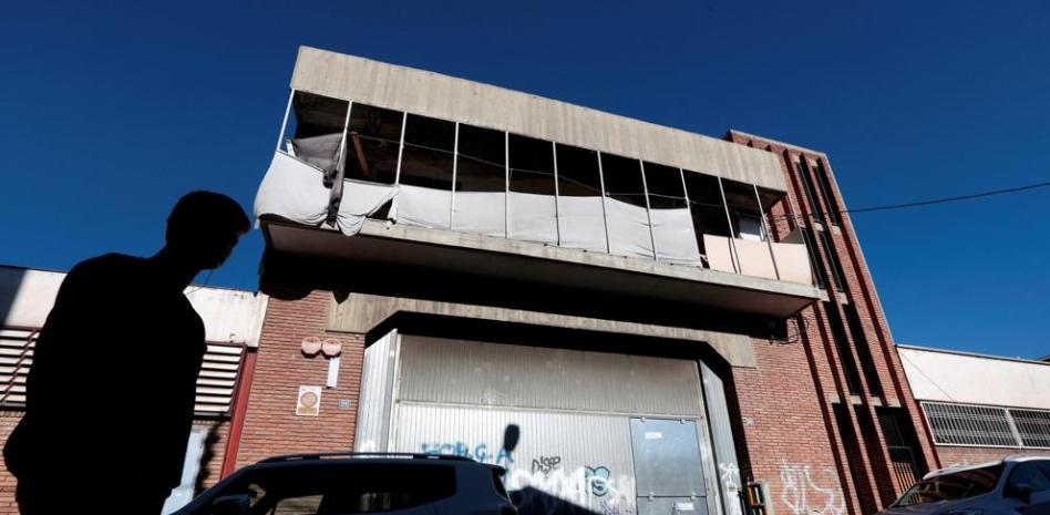 Interrogan a los detenidos por una supuesta violación múltiple en Sabadell