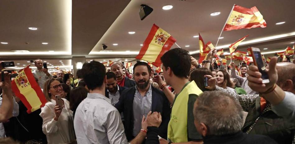 Abascal llama a “llenar Madrid” el domingo para “echar al okupa” de Moncloa