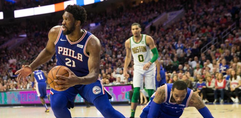 Las diez mejores jugadas de la última jornada de la NBA