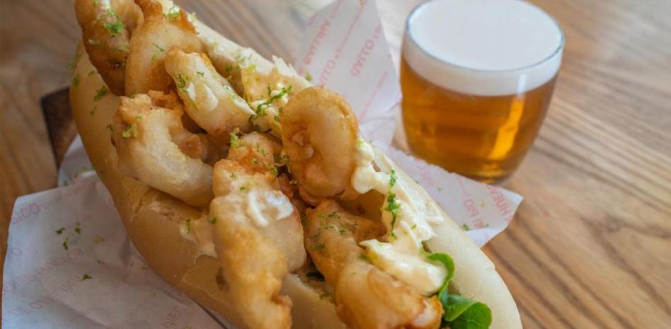 Preparar este riquísimo bocata de calamares es ‘Así de fácil’