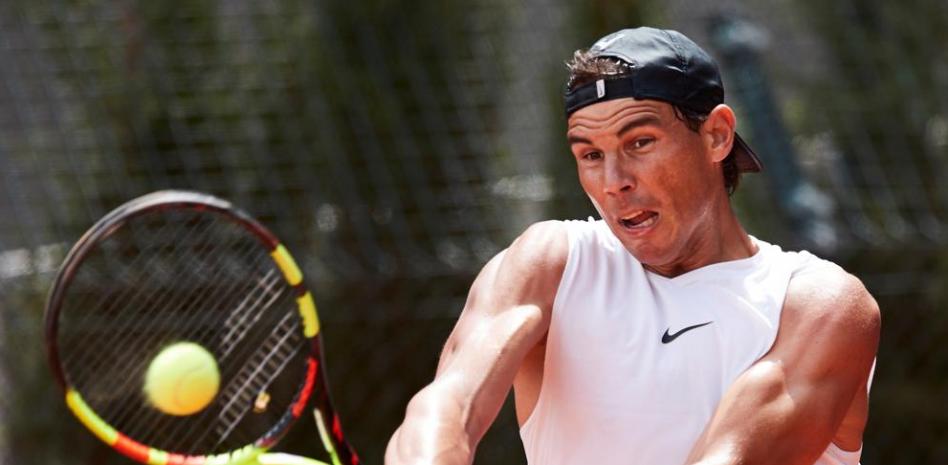 Rafa Nadal ya se entrena en Barcelona para el trofeo Conde de Godó