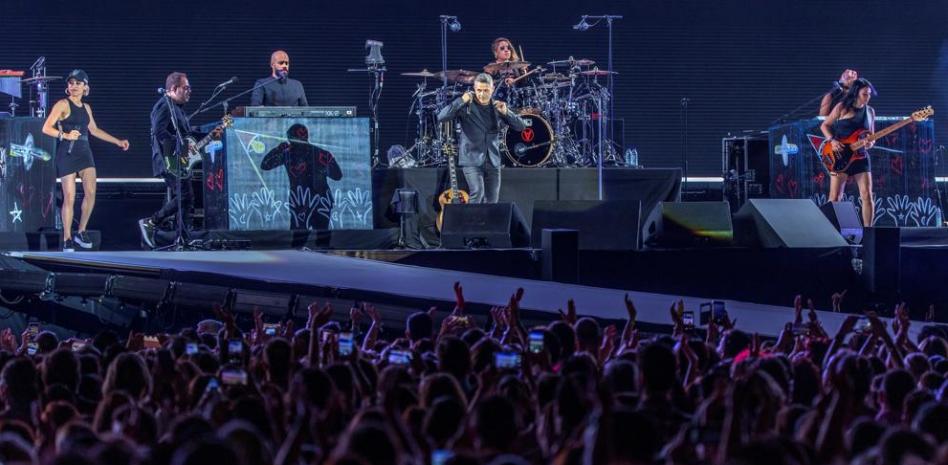 Alejandro Sanz se acuerda de Reyes