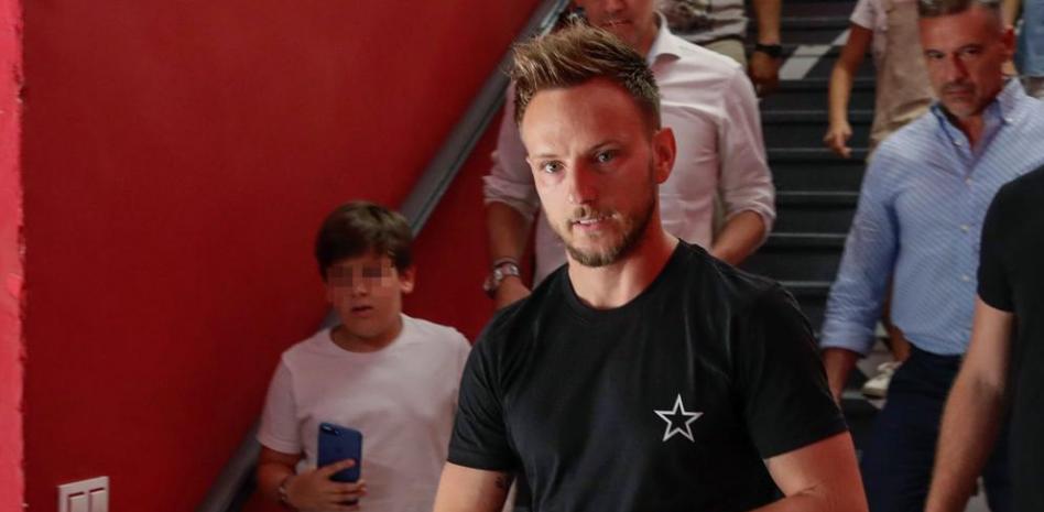 Rakitic se despide de Reyes