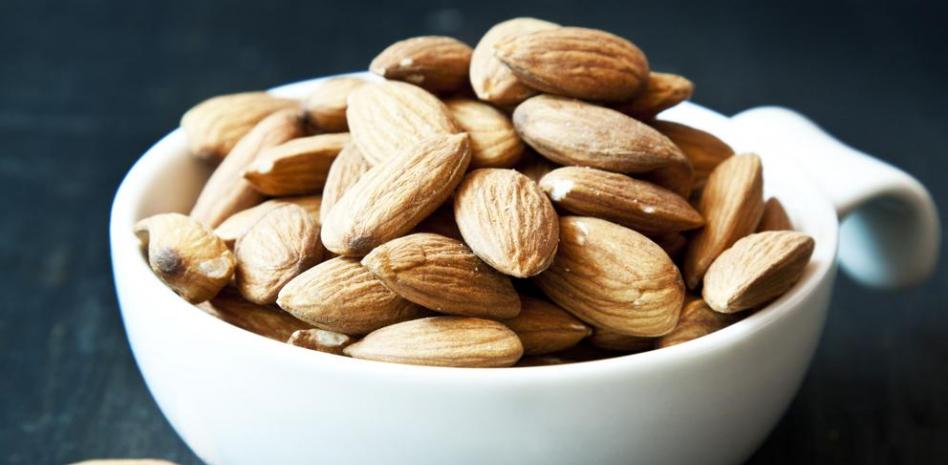 Almendras: un fruto seco lleno de propiedades y beneficios