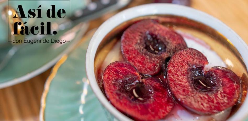 Preparar esta panna cotta con cerezas es ‘Así de fácil’