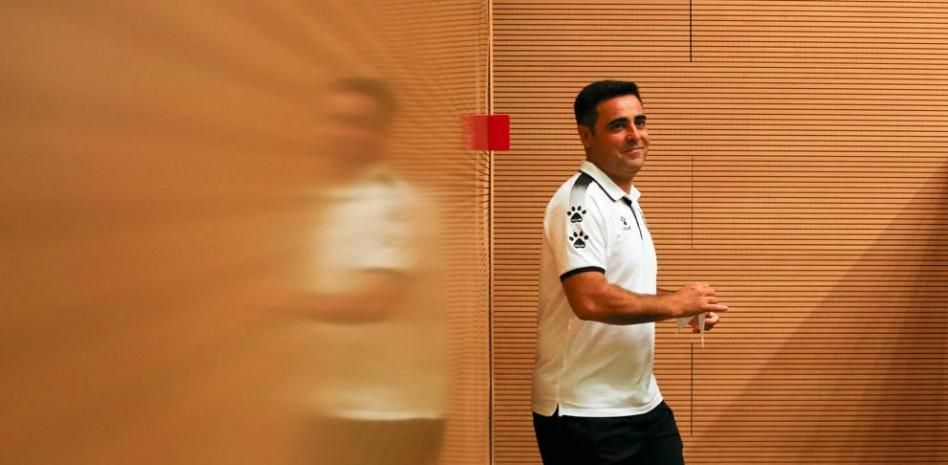 Gallego, sobre Calleri: “A mí me gustan Puado, Campuzano, Wu Lei y Ferreyra”