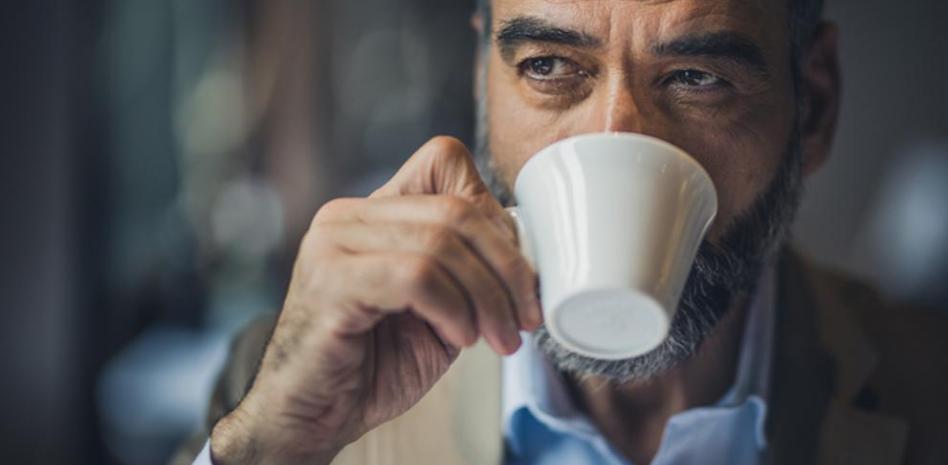 Cómo saber si estás tomando demasiado café