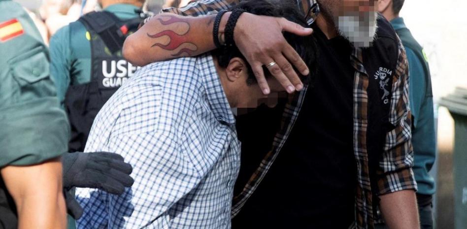 El vecino de Valga que auxilió a los niños asegura que estaban traumatizados