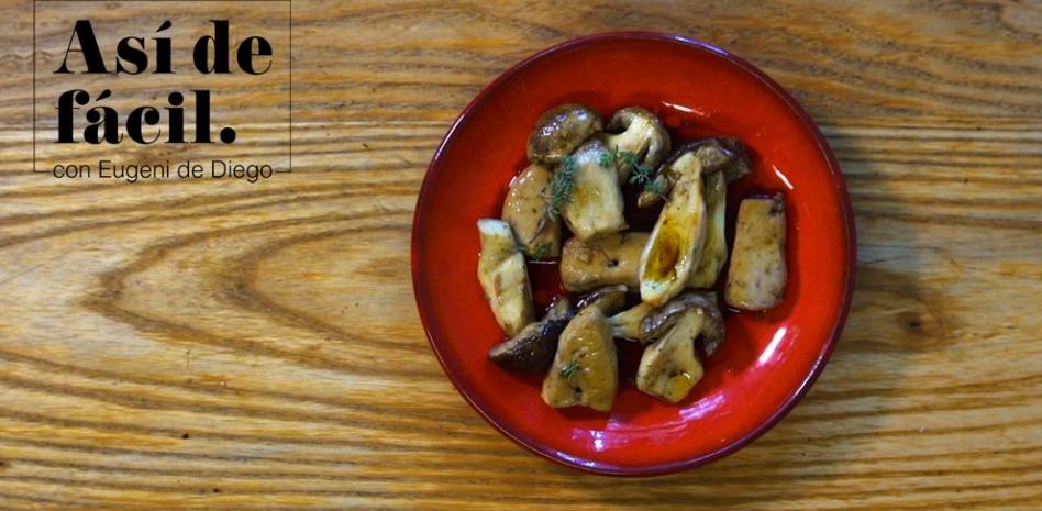 Preparar una papillote de boletus con foie gras es ‘Así de fácil’