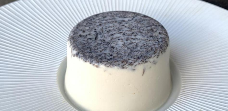Preparar una panna cotta trufada es así de fácil