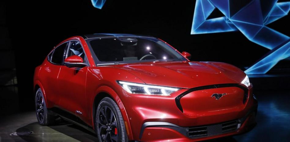 Ford presenta su nuevo Mustang Mach-E, un SUV totalmente eléctrico